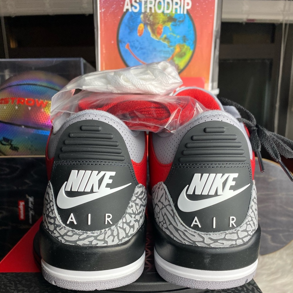 🆕 - Air Jordan 3 Retro SE Unite - Fire Red M 11.5 - Picture 3 of 8